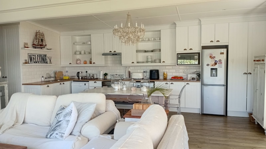 To Let 1 Bedroom Property for Rent in Bonza Bay Eastern Cape